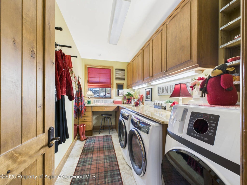 26 of 31 - 401 Wood Nymph Lane, Glenwood Springs, CO