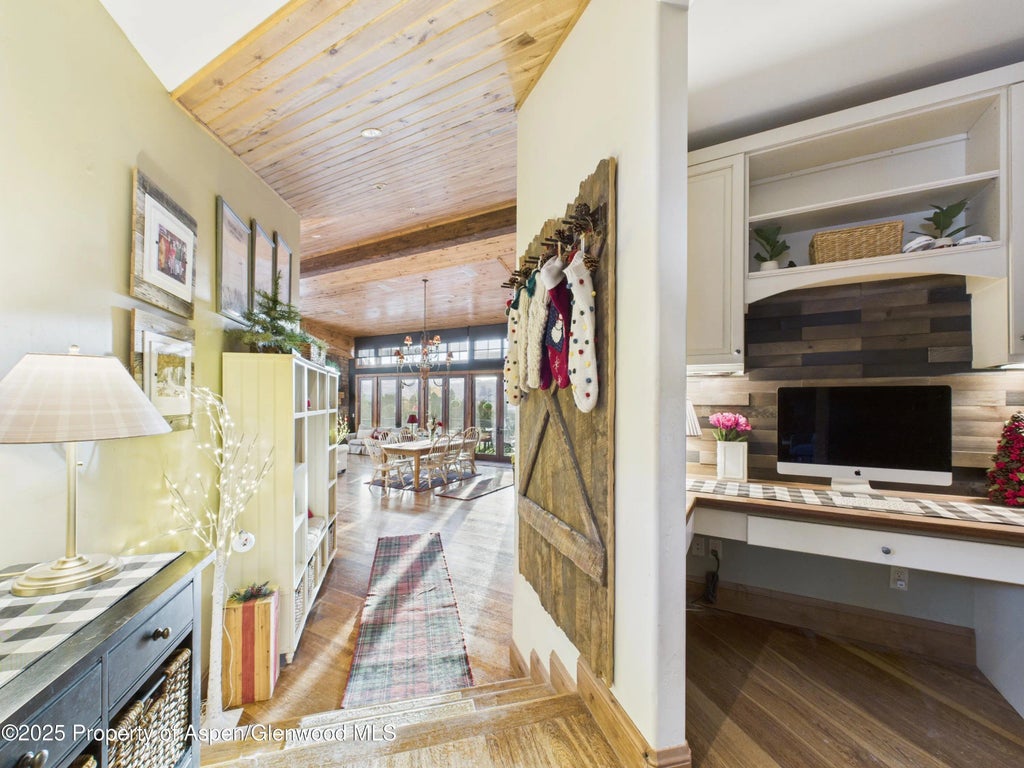 27 of 31 - 401 Wood Nymph Lane, Glenwood Springs, CO