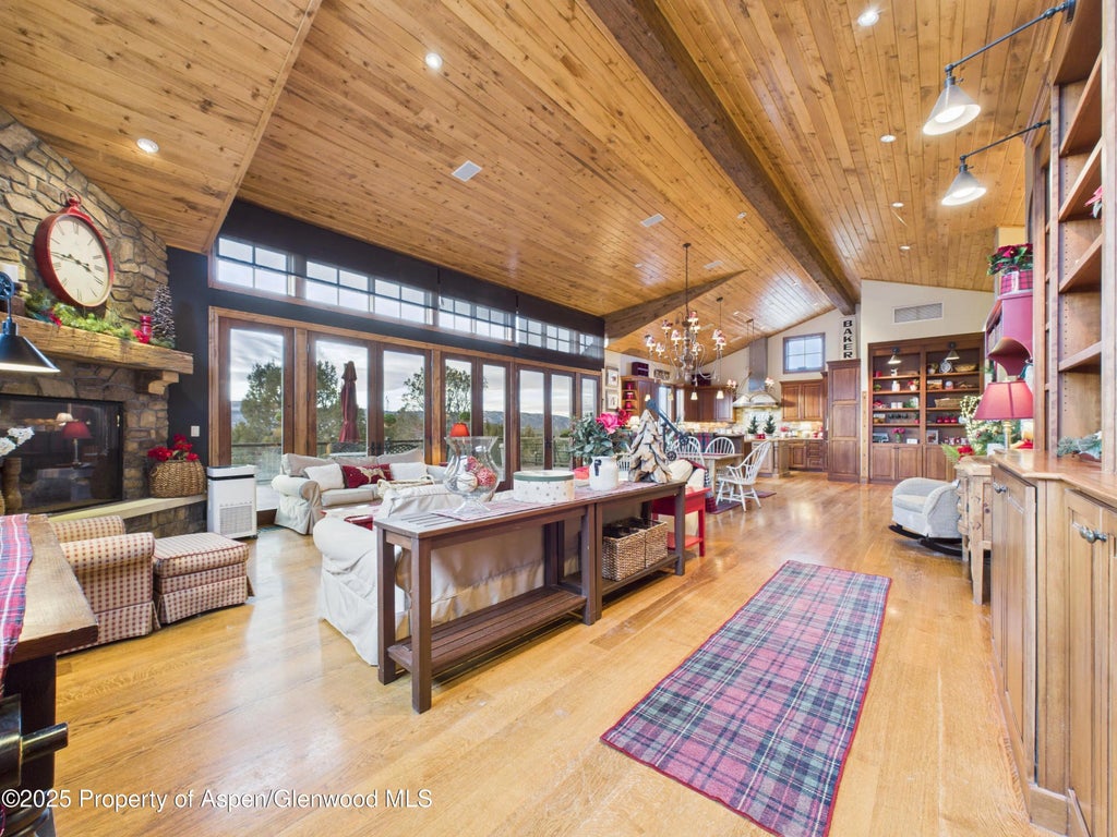 4 of 31 - 401 Wood Nymph Lane, Glenwood Springs, CO