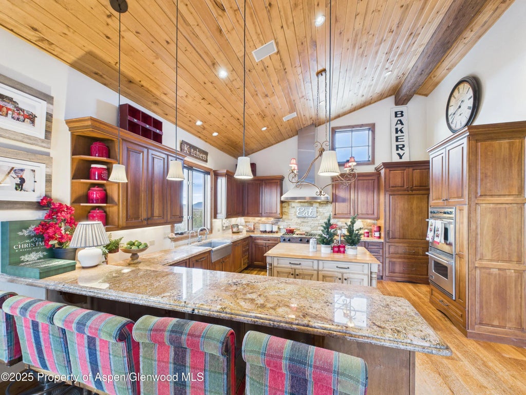 9 of 31 - 401 Wood Nymph Lane, Glenwood Springs, CO