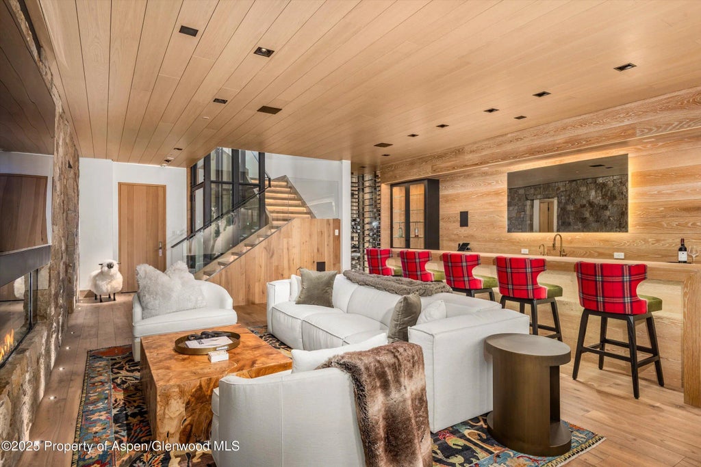 13 of 44 - 549 Walnut Street, Aspen, CO