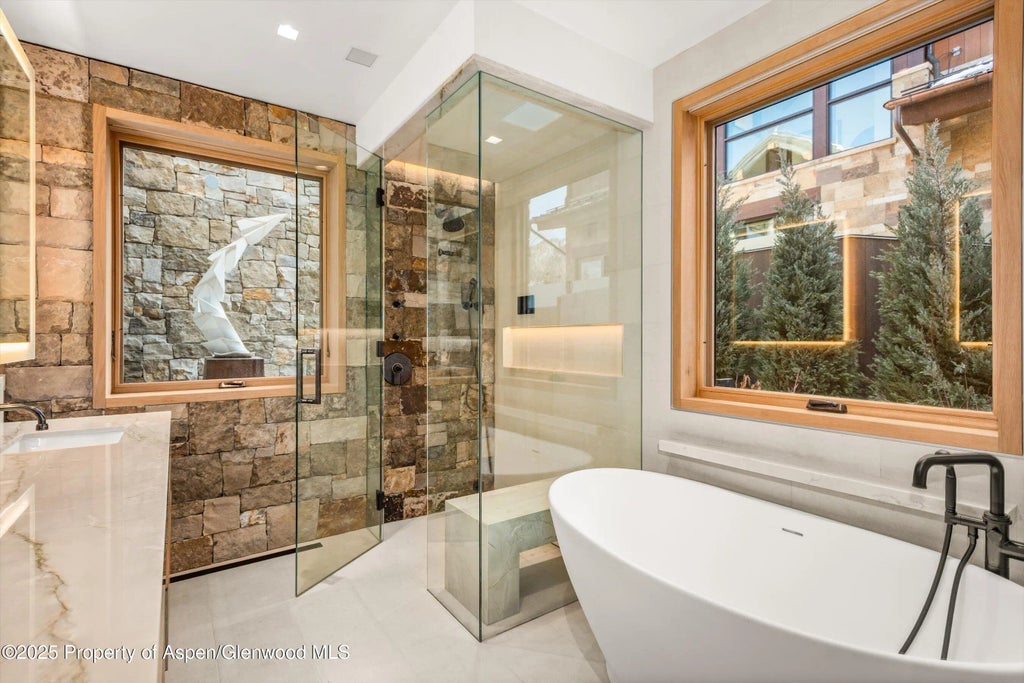 22 of 44 - 549 Walnut Street, Aspen, CO