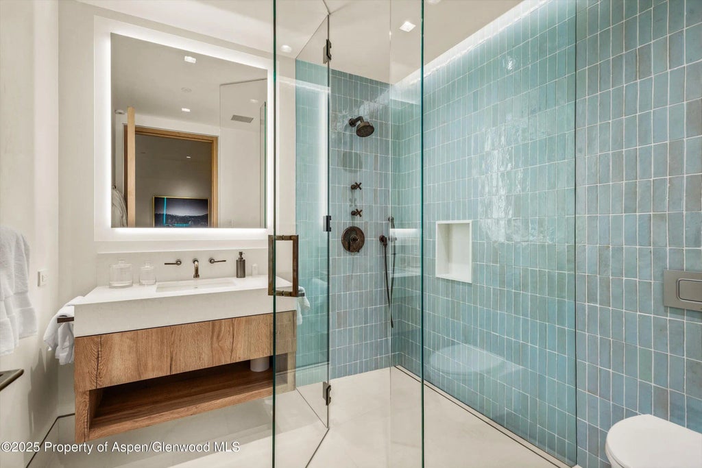 31 of 44 - 549 Walnut Street, Aspen, CO