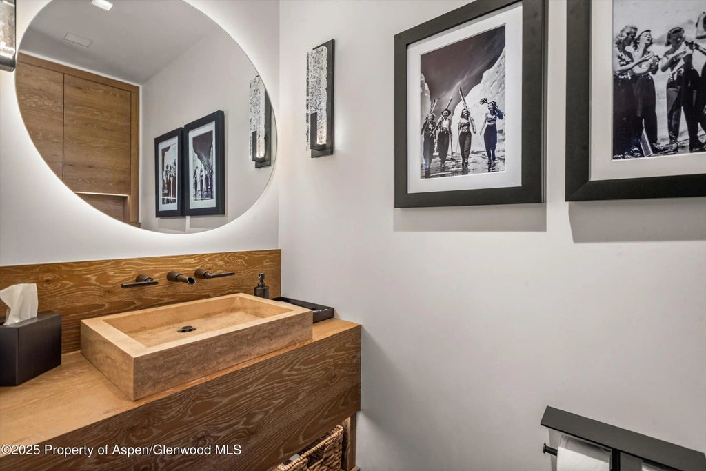 34 of 44 - 549 Walnut Street, Aspen, CO