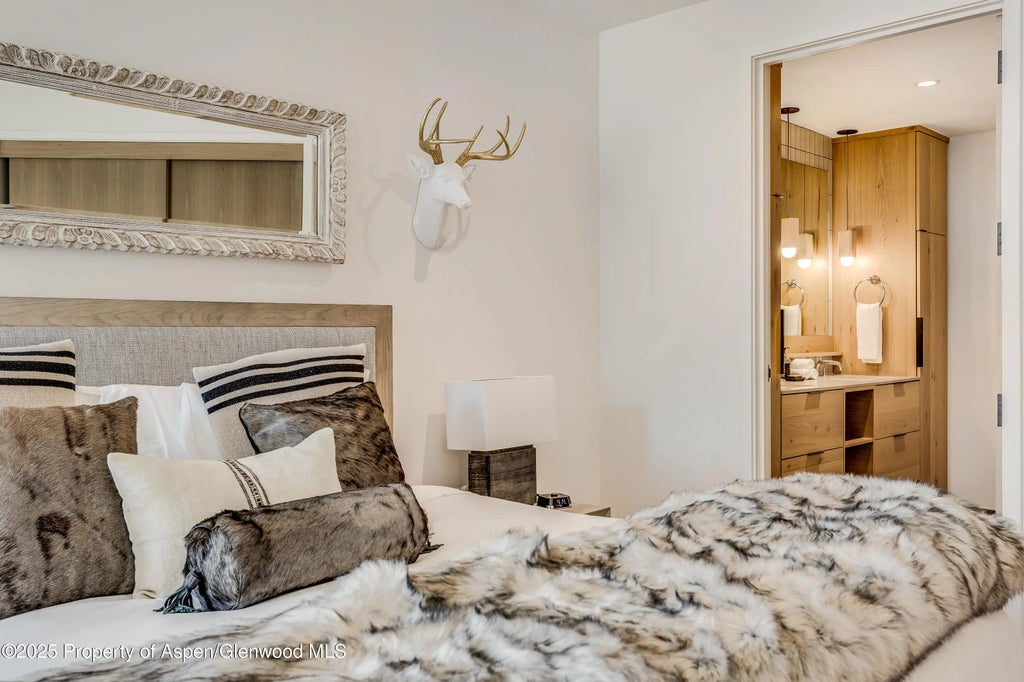 16 of 33 - 119 Wood Road 307, Snowmass Village, CO