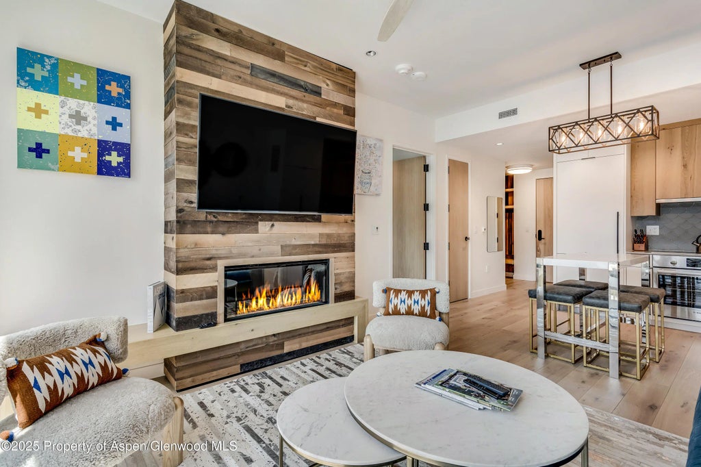 5 of 33 - 119 Wood Road 307, Snowmass Village, CO