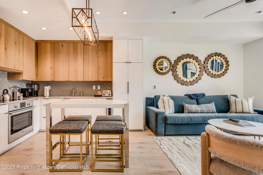 9 of 33 - 119 Wood Road 307, Snowmass Village, CO