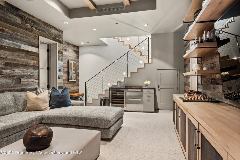 15 of 47 - 101 & 103 S Seventh Street, Aspen, CO