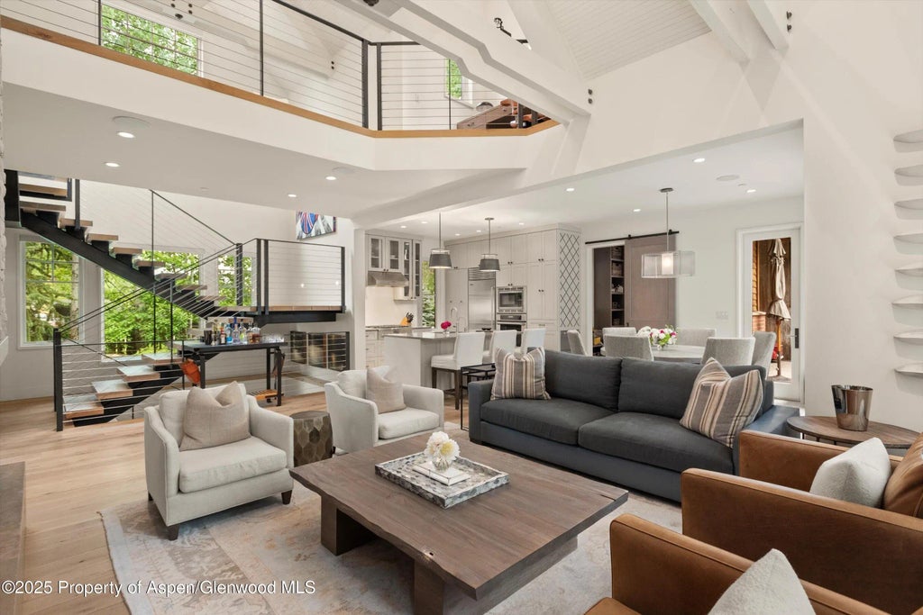 103 S Seventh Street, Aspen