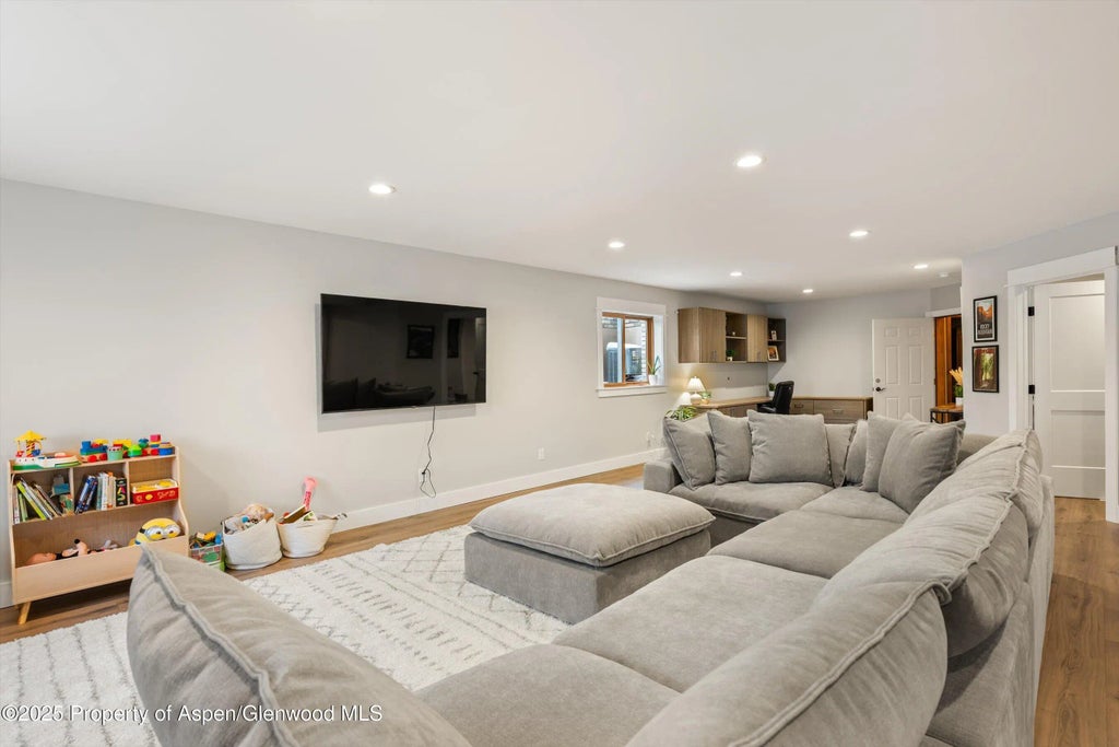 43 of 65 - 13 Laird Lane, Glenwood Springs, CO