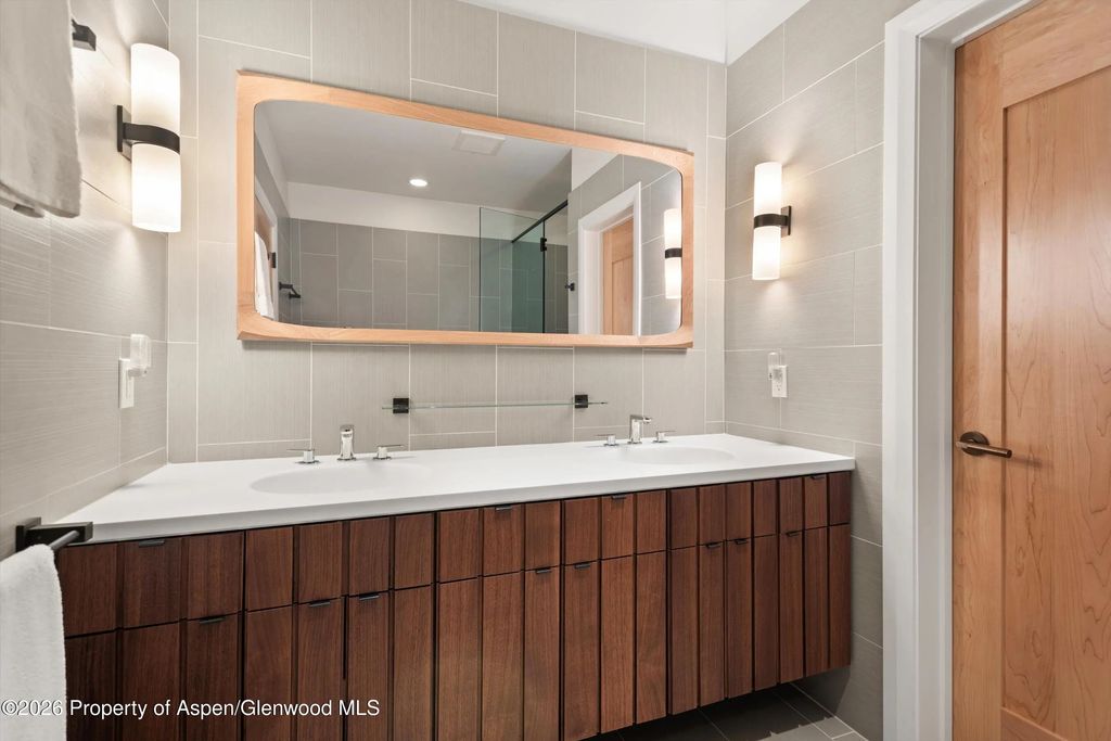 34 of 47 - 609 W Bleeker Street, Aspen, CO