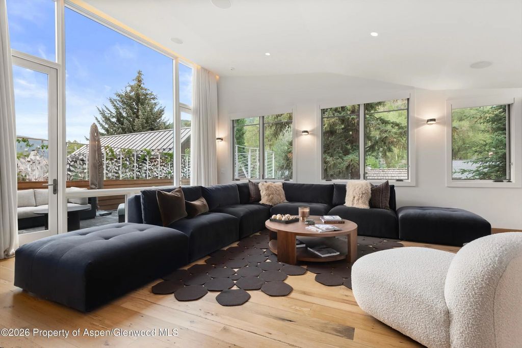 4 of 47 - 609 W Bleeker Street, Aspen, CO