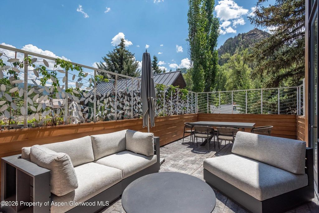 8 of 47 - 609 W Bleeker Street, Aspen, CO