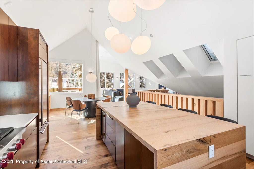 9 of 49 - 609 W Bleeker Street, Aspen, CO