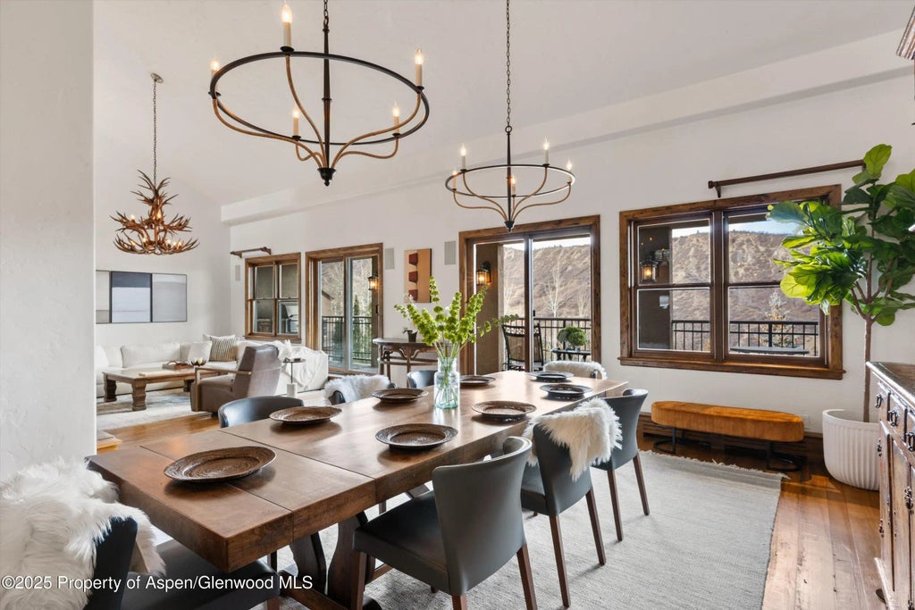 10 of 52 - 425 Wood Road 15 & 16, Snowmass Village, CO