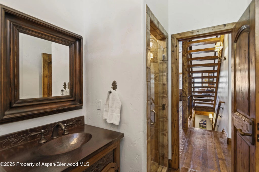 24 of 52 - 425 Wood Road 15 & 16, Snowmass Village, CO