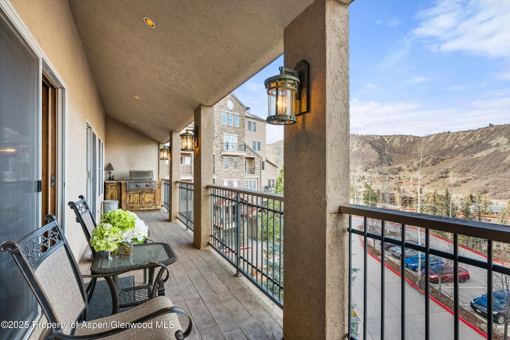 40 of 52 - 425 Wood Road 15 & 16, Snowmass Village, CO