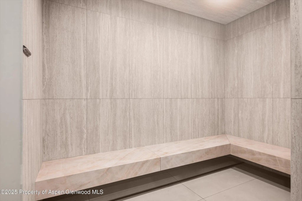 46 of 52 - 425 Wood Road 15 & 16, Snowmass Village, CO