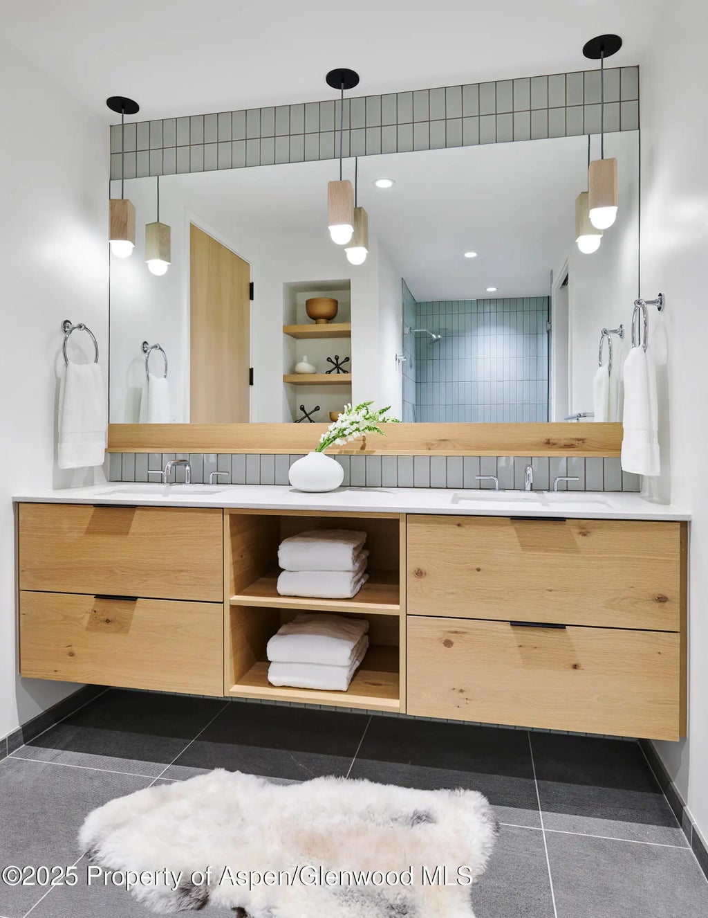 13 of 38 - 119 Wood Road 401, Snowmass Village, CO