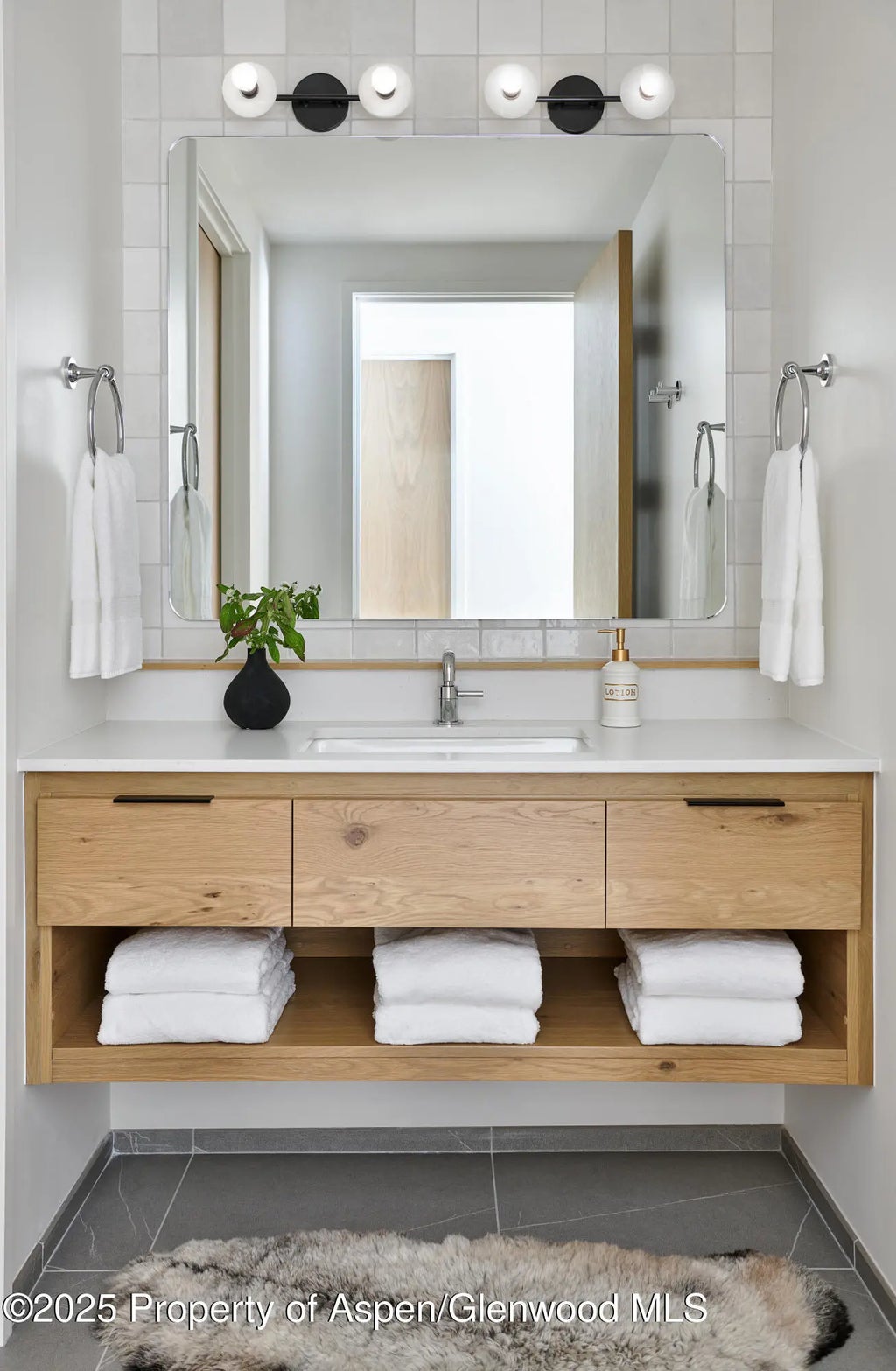 14 of 38 - 119 Wood Road 401, Snowmass Village, CO