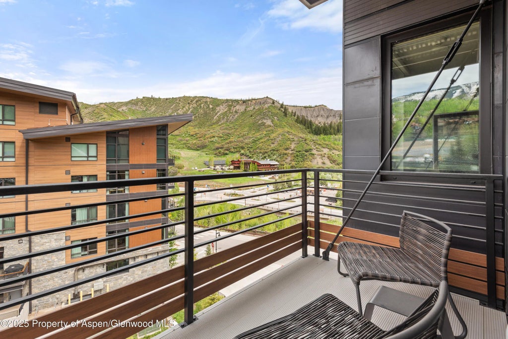 17 of 38 - 119 Wood Road 401, Snowmass Village, CO