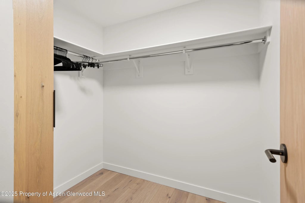 23 of 38 - 119 Wood Road 401, Snowmass Village, CO