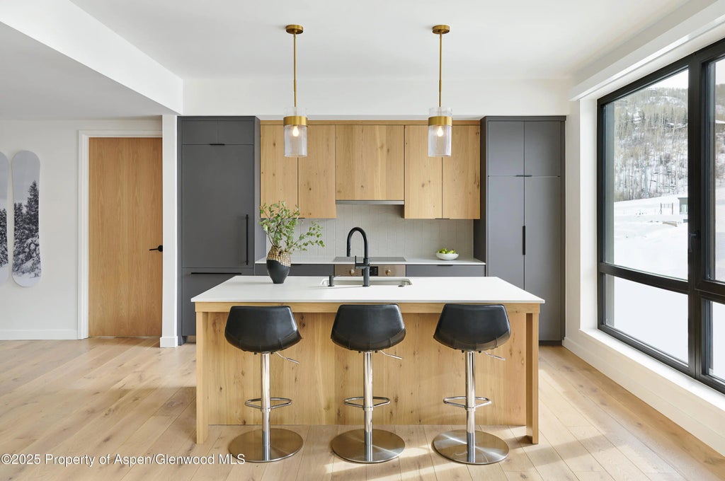 9 of 38 - 119 Wood Road 401, Snowmass Village, CO