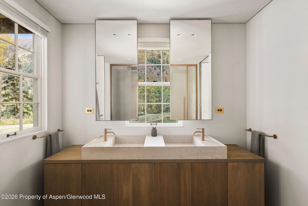 19 of 37 - 5387 Castle Creek Road, Aspen, CO