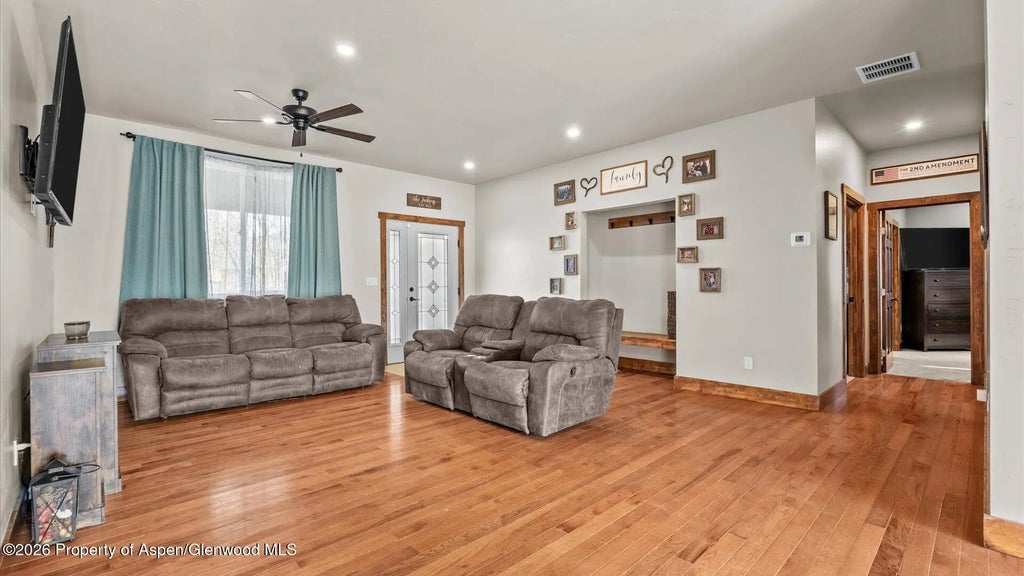 11 of 29 - 115 W Home Avenue, Silt, CO