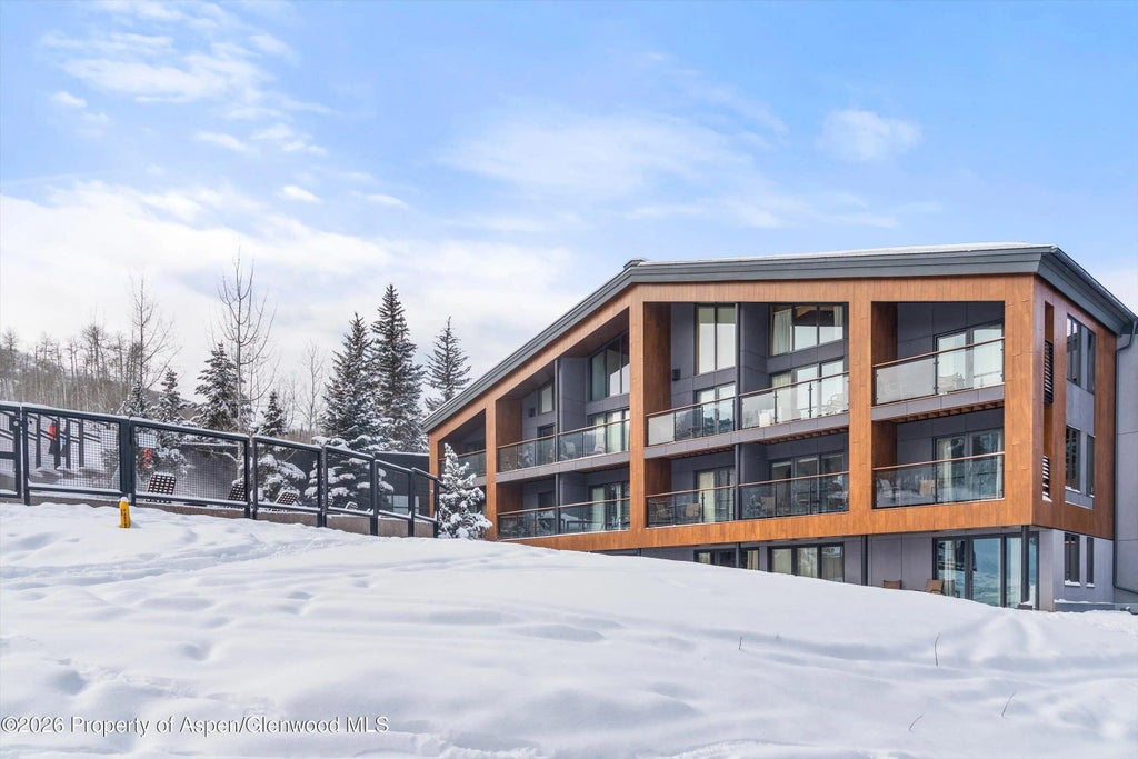 690 Carriage Way 3a & B, Snowmass Village
