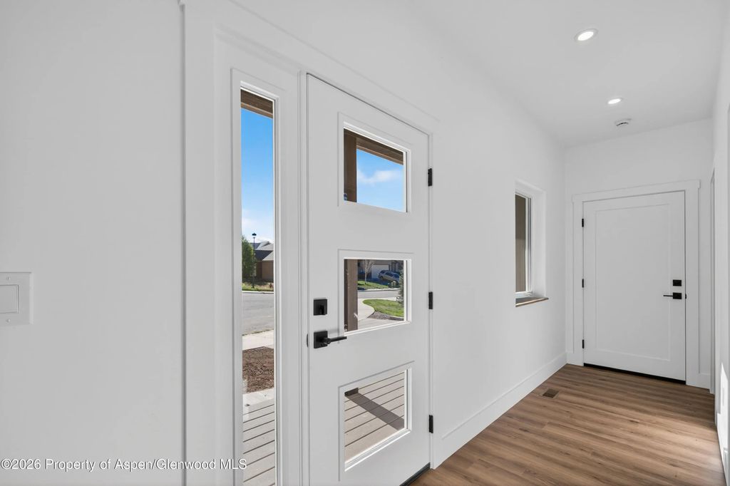 13 of 39 - 353 Roan Court, Silt, CO