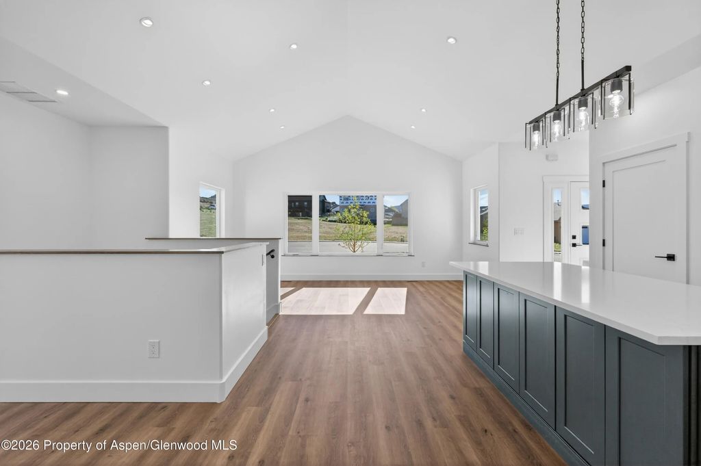 8 of 39 - 353 Roan Court, Silt, CO