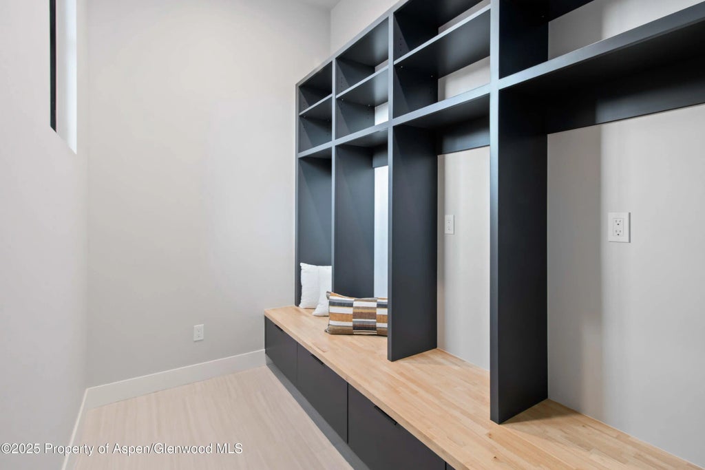 44 of 71 - 719 Perry Ridge, Carbondale, CO