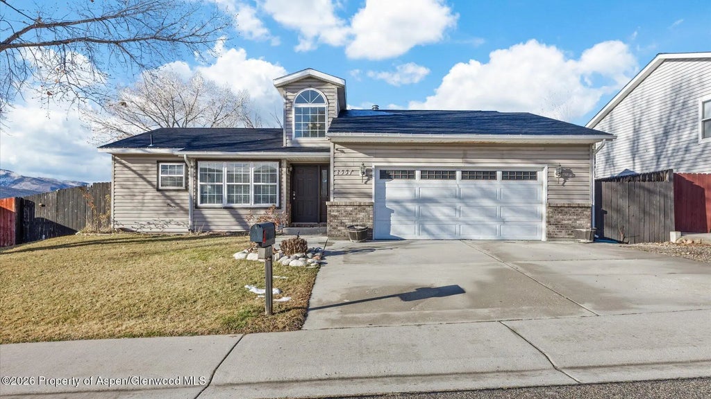 1 of 26 - 1557 E 12th Street, Rifle, CO