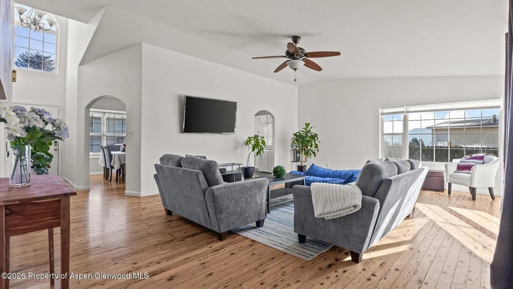 6 of 26 - 1557 E 12th Street, Rifle, CO