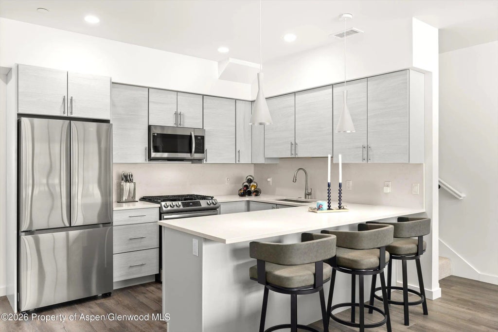 5 of 13 - 303 Thunderbird, New Castle, CO