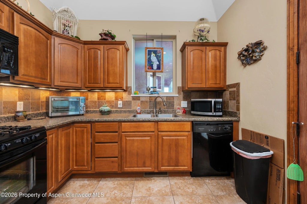 26 of 44 - 1306 Gold Lake Drive, Loma, CO