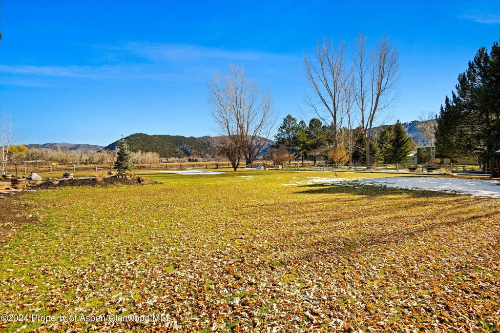 27 of 42 - 24 Cherry Lane, Emma, CO