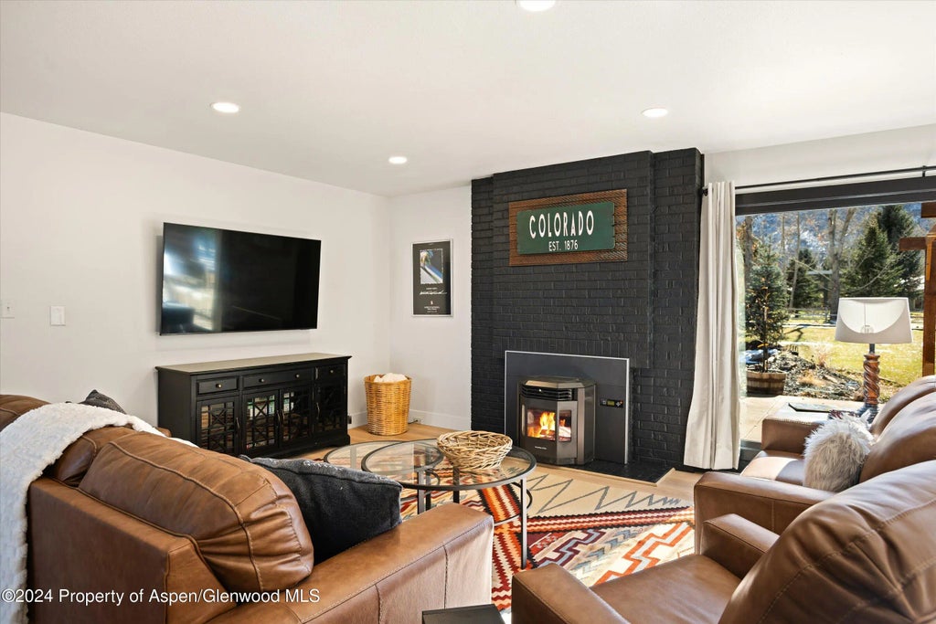 5 of 42 - 24 Cherry Lane, Emma, CO