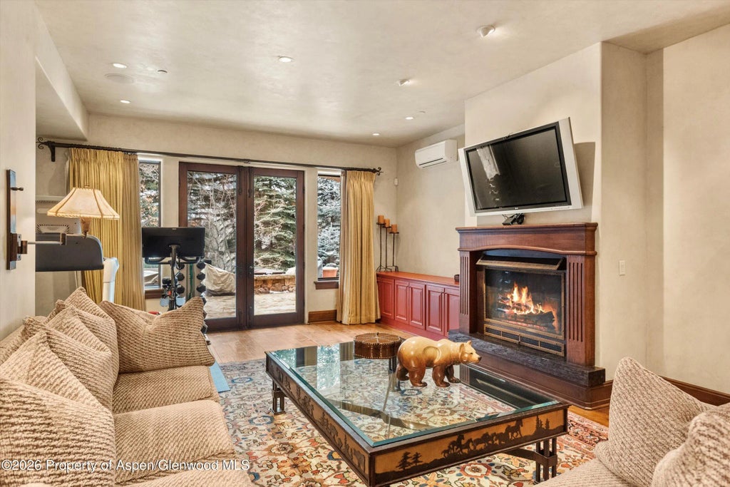 16 of 57 - 43001 E Highway 82, Aspen, CO