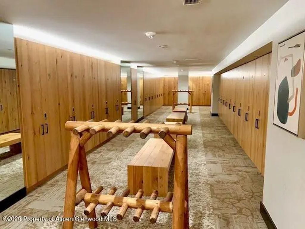 38 of 44 - 45 Wood Road 501, Snowmass Village, CO