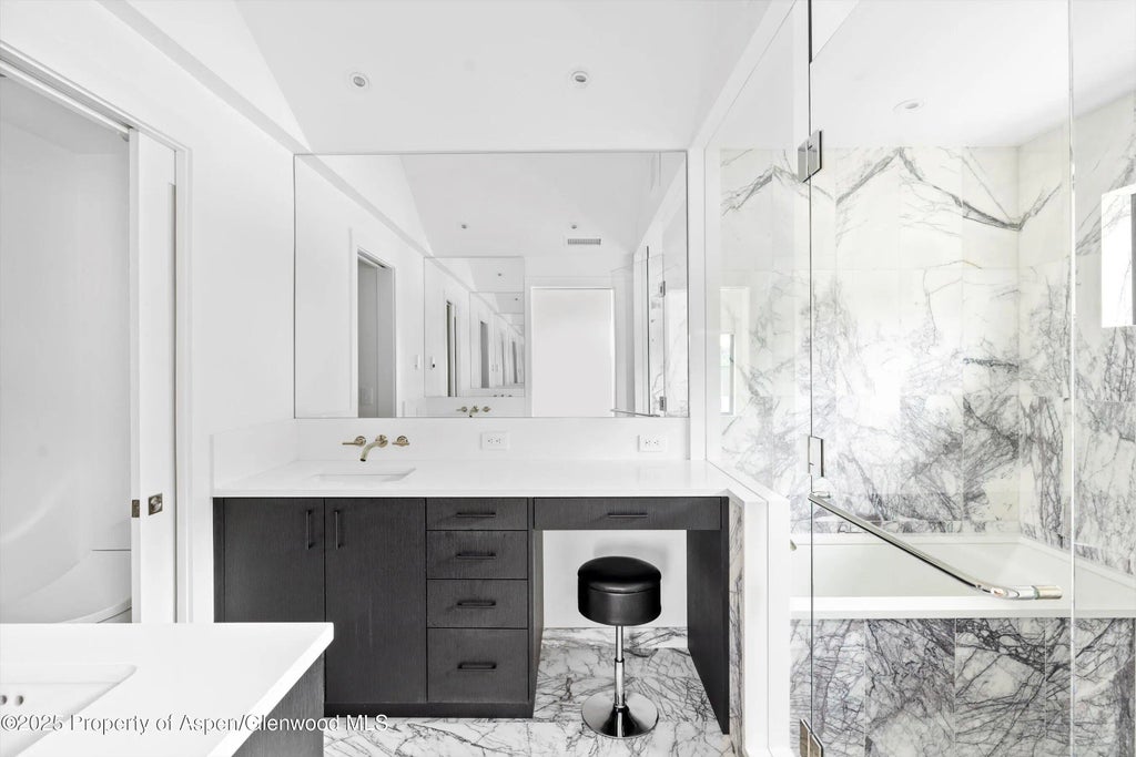 7 of 24 - 337 Stotts Mill Road, Basalt, CO