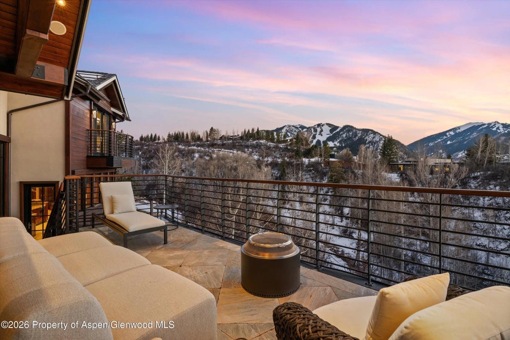 10 of 39 - 294 Draw Drive, Aspen, CO