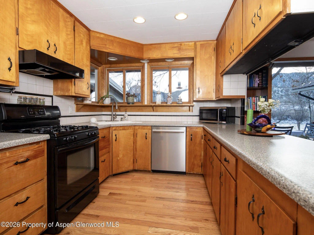 25 of 31 - 4841 County Road 154, Glenwood Springs, CO