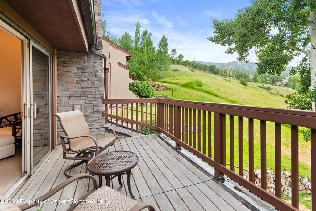 13 of 34 - 810 Ridge Road #6, Snowmass Village, CO