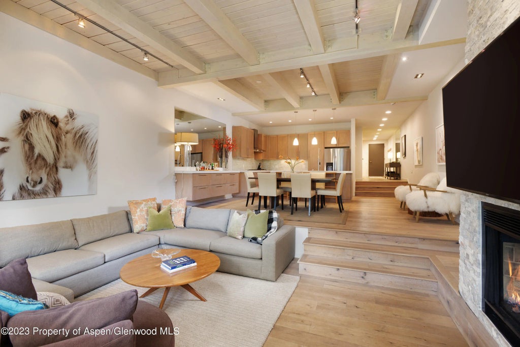 5 of 34 - 810 Ridge Road #6, Snowmass Village, CO