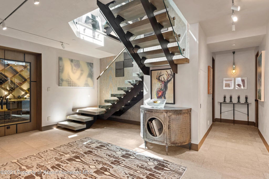 23 of 38 - 727 E Hopkins Avenue A, Aspen, CO