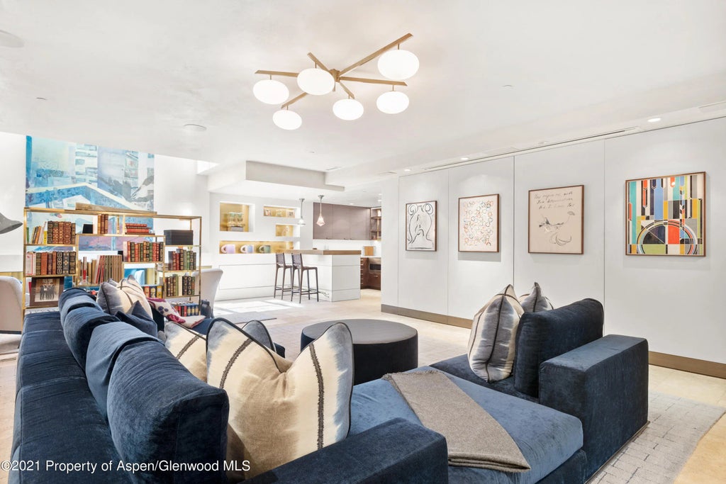 27 of 38 - 727 E Hopkins Avenue A, Aspen, CO