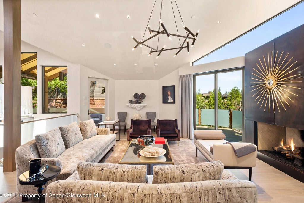 4 of 38 - 727 E Hopkins Avenue A, Aspen, CO