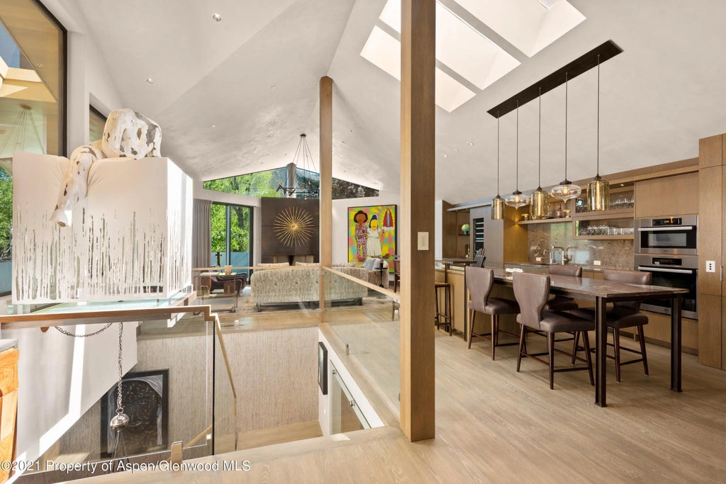 8 of 38 - 727 E Hopkins Avenue A, Aspen, CO